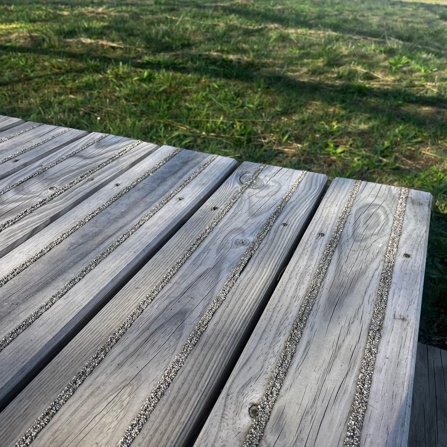 Lame Terrasse Pin Maritime 27x145x2400 mm Classe 4 Brun Classée C3O Mécaniquement