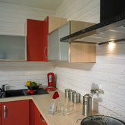 Lambris bois et condensation : est-ce adapté dans une salle de bain ou une cuisine ?