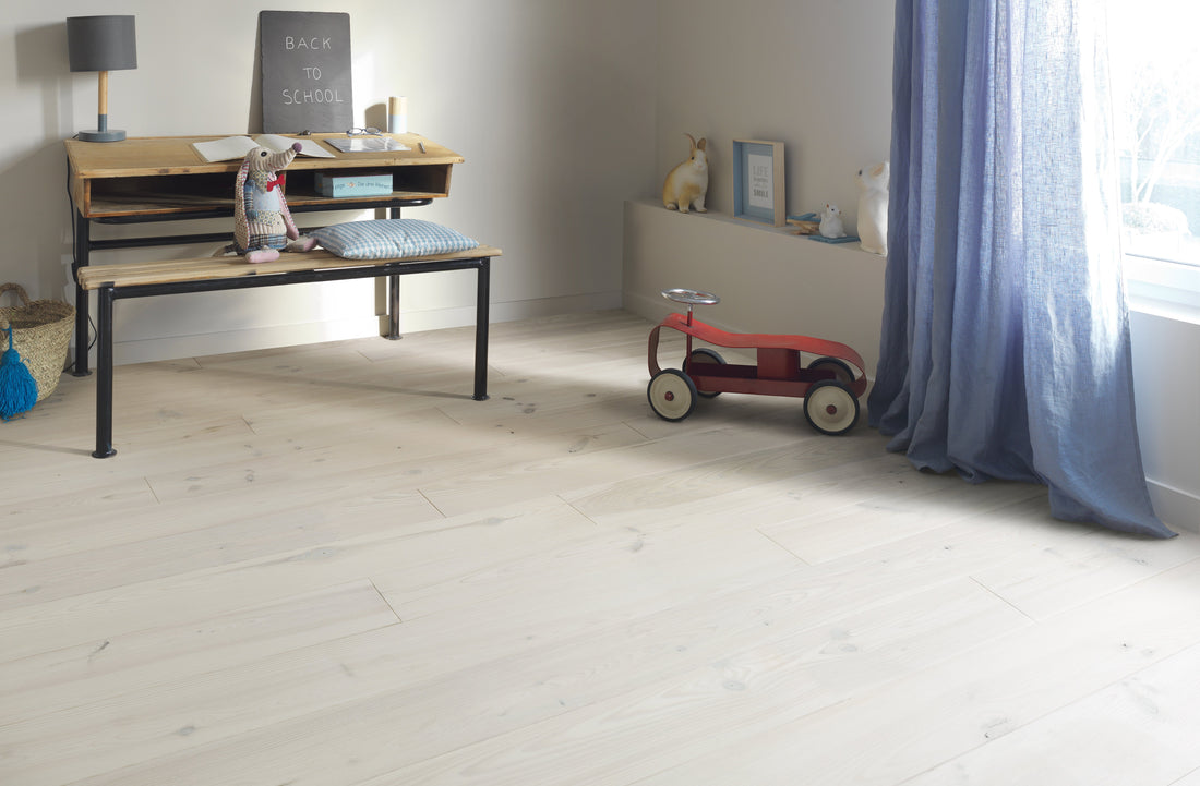 Comment choisir la teinte idéale pour son parquet en pin maritime ?