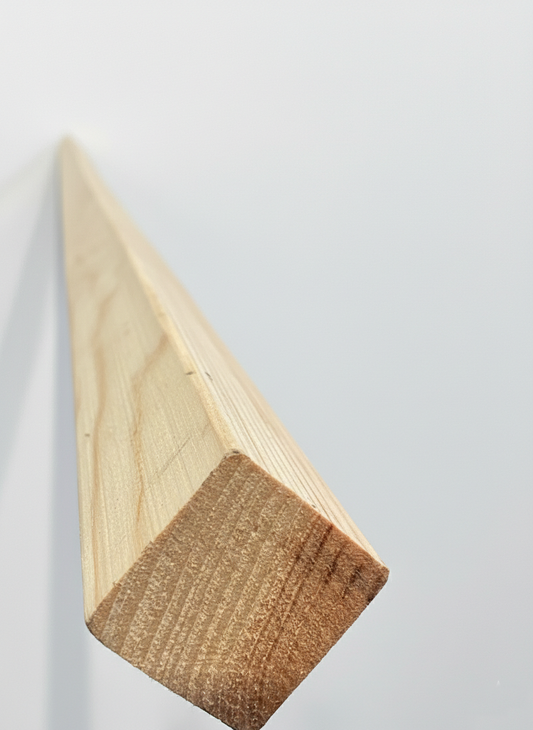 Tasseau Abouté Pin Maritime Raboté 4 arrondis de 3mm 40x40x2500 mm Classe 3 Incolore